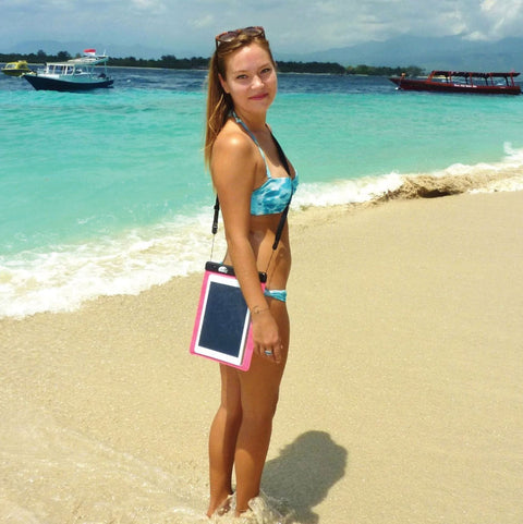 SwimCell Waterproof tablet pouch